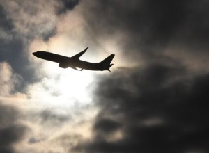 Два следовавших в Петербург самолета направили на запасной аэродром
