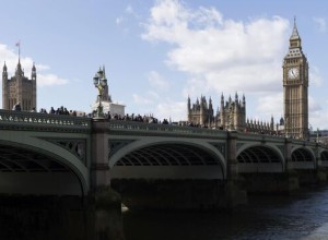 В Лондоне эвакуировали людей из здания уголовного суда после сообщений о взрывах