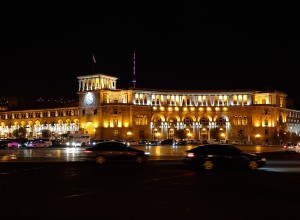 Противостояние полиции Еревана оппозиционным силам