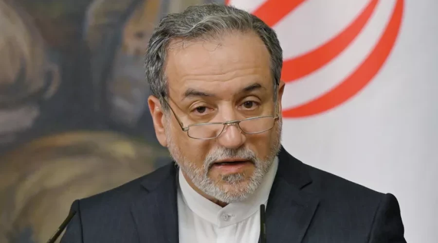 Аракчи призвал мировое сообщество осудить вмешательство в дела Ближнего Востока