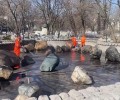 Городские службы отмыли фонтан Поющий журавль в Москве