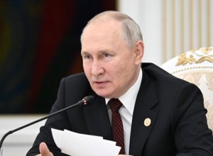 Путин и Мишустин поздравили работников транспортной отрасли РФ с праздником