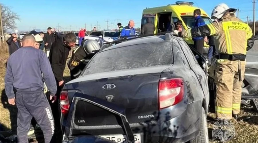 В ДТП с лошадью и двумя машинами в Северной Осетии погибли четыре человека