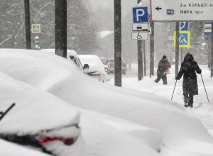 В Москве в воскресенье из-за сильного снегопада сугробы вырастут с 18 до 30 см