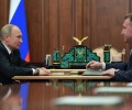 Путин в шутку заявил, что Шувалов сильно изменился после перехода в ВЭБ