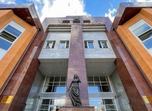 В Одинцово суд вынес приговор 20-летнему курьеру мошенников, обманувших пенсионера на полмиллиона