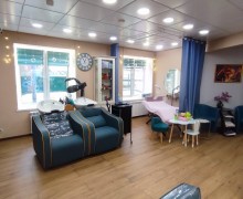 Продам помещение свободного назначения (салон красоты, массожный салон)