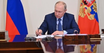 Путин присвоил судье Конституционного суда Коновалову высший класс