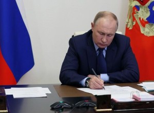 Путин поручил предусмотреть право МСП на кредитные каникулы на полгода