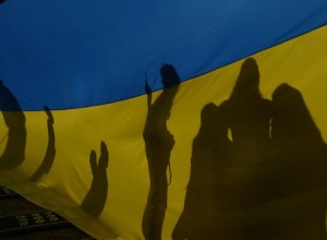 Экс-премьер Украины заявил об уничтожении страны Западом