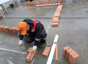 Профессиональное мастерство мурманских каменщиков оценили на региональном этапе конкурса «Строймастер»