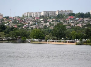 Украинские СМИ сообщили о взрывах в центре Херсона