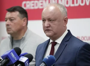 Додон предложил парламенту Молдавии поддержать мирный план Трампа по Украине