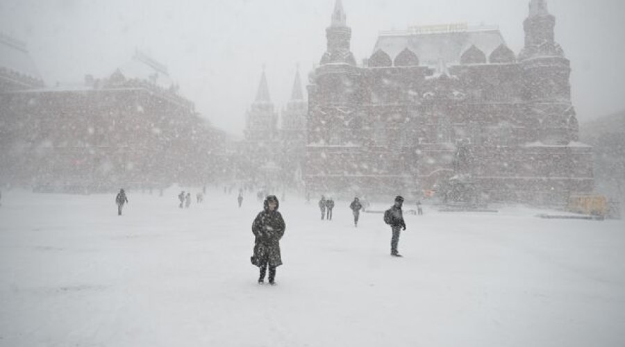 В Москве в воскресенье ожидаются снег, ледяной дождь и до плюс 3