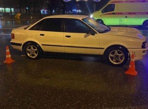 Водитель в центре Калининграда ночью сбил двух девушек, одна из них в коме