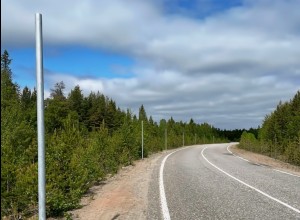 На дорогах Мурманской области установят более четырех тысяч дорожных знаков
