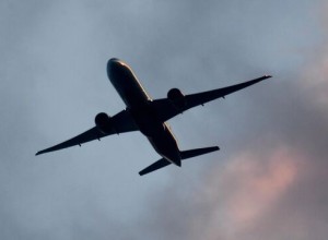 Летевший из Калининграда в Москву самолет сел в Пулково из-за неисправности
