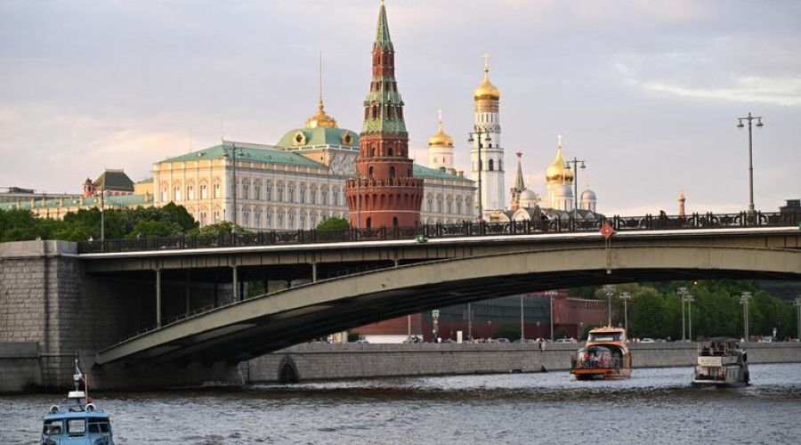 Песков назвал работу по меморандумам подготовкой встречи Путина и Зеленского