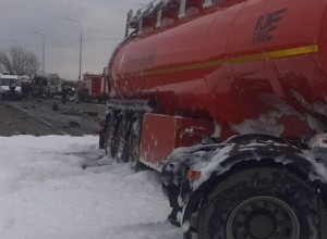 На Кубани при столкновении маршрутки и бензовоза погибли три человека