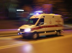 На юго-востоке Турции пятнадцать человек пострадали в ДТП с микроавтобусом