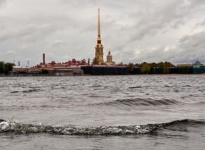 В Петербурге предотвратили особо опасное наводнение