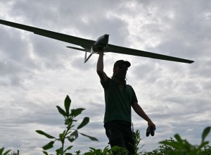 ВСУ ударили дронами по жилому дому и паспортному столу в Энергодаре