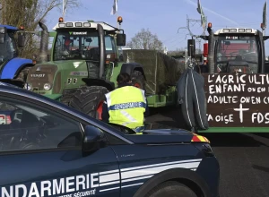 Французские фермеры заблокировали доступ ко всемирно известному замку Шамбор