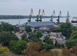 В подконтрольном Киеву Херсоне повредили склады из-за обстрелов