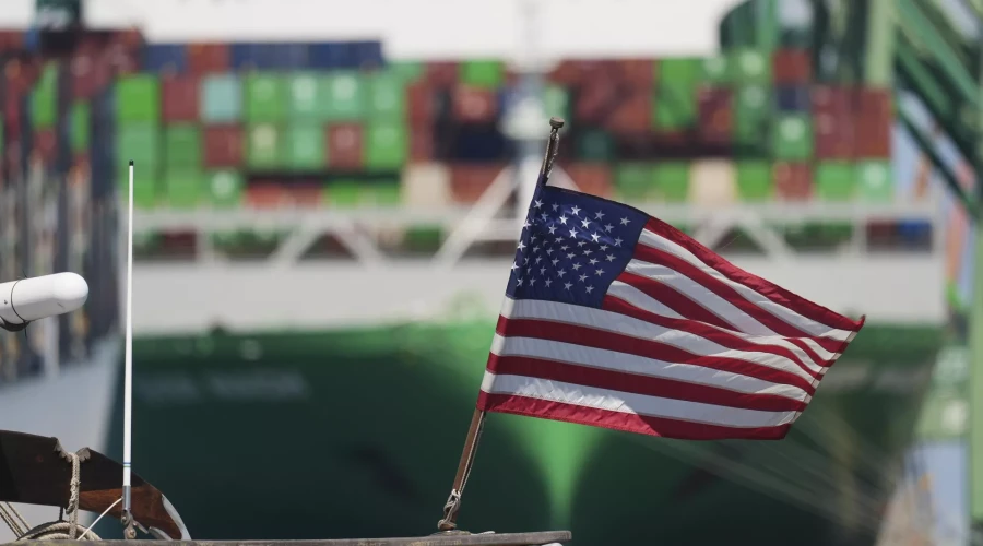 Укрепление связей Венесуэлы с РФ и КНР повлияло на решение США