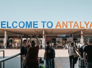 Анталья в 2025 г приняла более 17 млн туристов, большинство из РФ, ФРГ, Британии