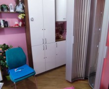 Продам помещение свободного назначения (салон красоты, массожный салон)