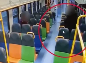 Мужчина украл сумку с ноутбуком, забытую пассажиром электрички «Одинцово — Дмитров»