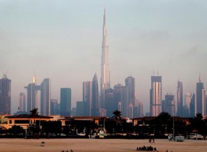 Отели Дубая продлевают проживание туристам из России, которые не смогли улететь