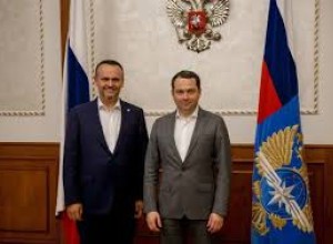 Министр транспорта РФ Андрей Никитин и губернатор Андрей Чибис обсудили комплексное развитие транспортной инфраструктуры в Мурманской области