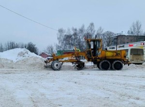 В ивановском Тейково почистили дороги после видео с толкавшими автобус женщинами