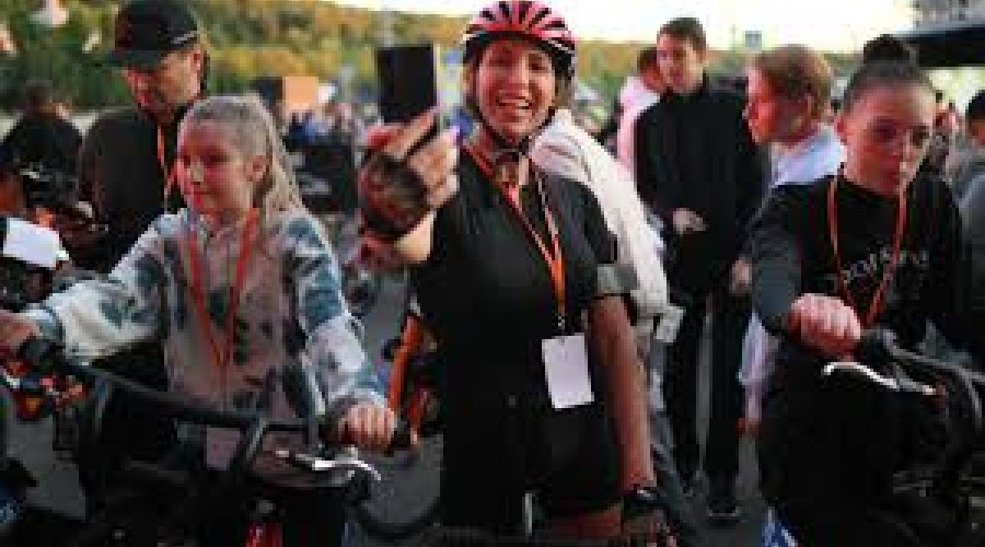 Более 60 тысяч человек приняли участие в осеннем велофестивале в Москве