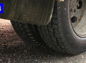 В Заполярном после вмешательства прокуратуры убрали свалку шин