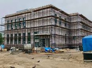 В Алакуртти продолжается строительство Дома культуры