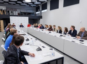 В День архитектора губернатор Андрей Чибис провёл первое заседание архитектурно-градостроительного совета Мурманской области