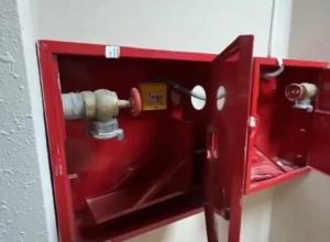 Двое мужчин украли более 250 пожарных рукавов из домов ЖК в Одинцовском округе