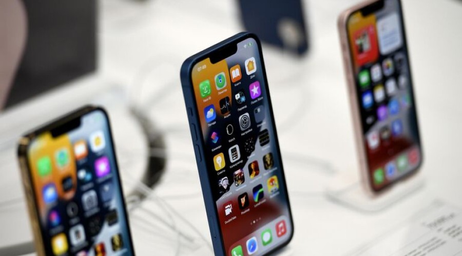 Путин подписал закон, запрещающий Apple препятствовать установке RuStore