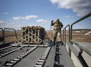 Требования Киева по поставкам оружия и боеприпасов превышают возможности НАТО