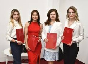 Мурманский арктический университет с отличием окончили 22 выпускника