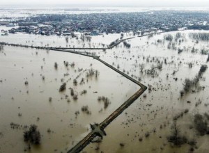 Власти заявили о снижении уровня воды в Орске до отметки 832 сантиметра