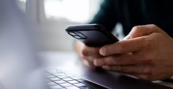 Роскомнадзор сообщил об удалении более 1,1 тыс ресурсов за пропаганду чайлдфри