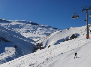 Российские горнолыжники активно бронируют туры на горные курорты СНГ и Грузии