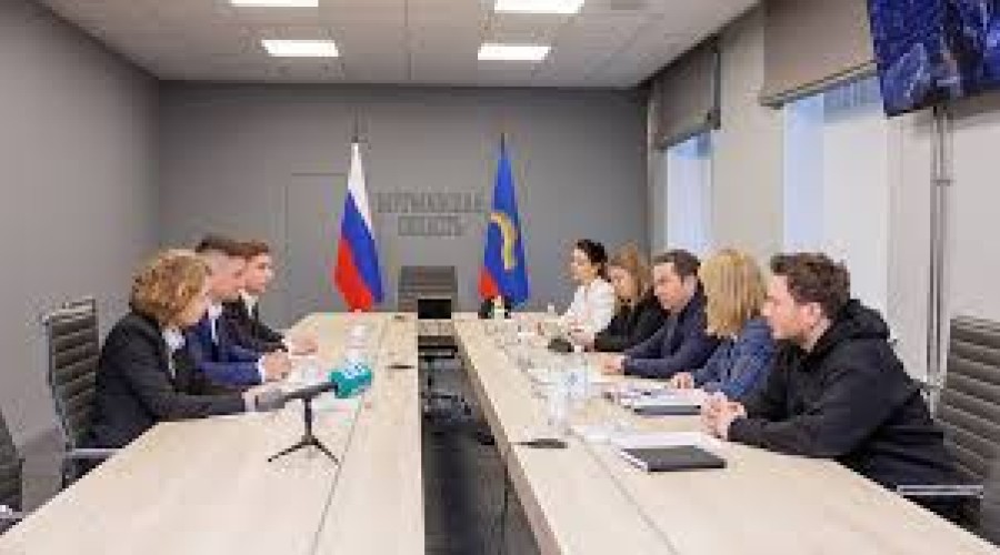 Губернатор Андрей Чибис провел рабочую встречу с председателем Мурманской областной Думы Сергеем Дубовым