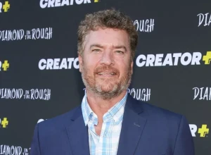 Американский актер из сериала Друзья Пэт Финн умер в возрасте 60 лет