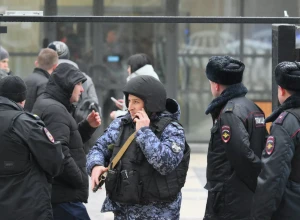 СК показал кадры из школы, где подросток убил ученика и ранил охранника