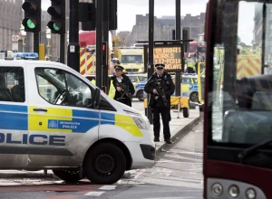 В Британии госпитализировали объявившего голодовку Камрана Ахмеда